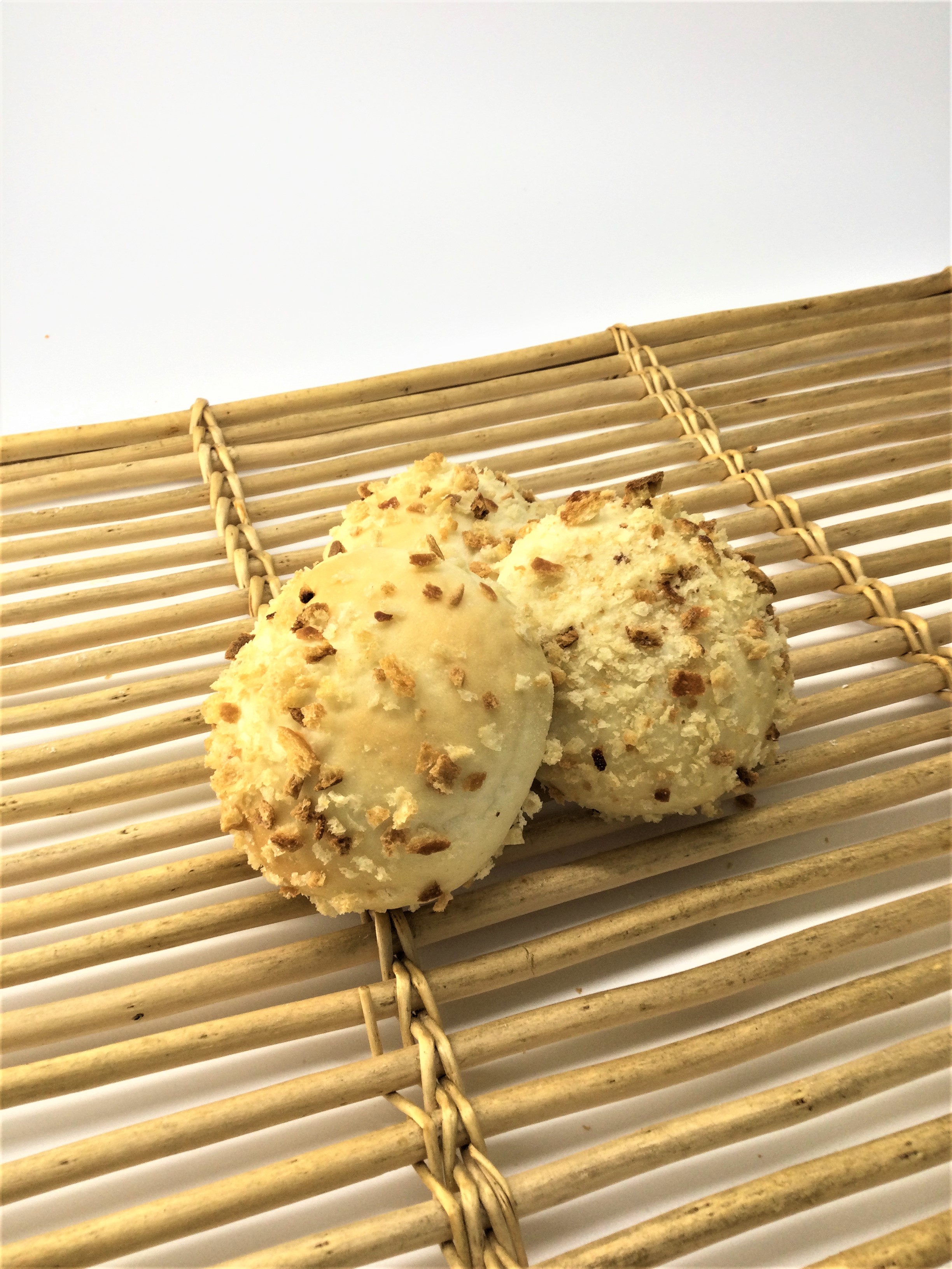 白焼き牛スジコン カレーパン